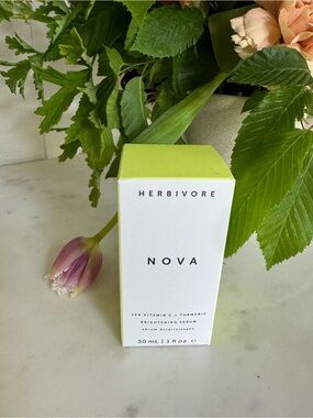 NIB Herbivore Botanicals Nova Brightening Serum